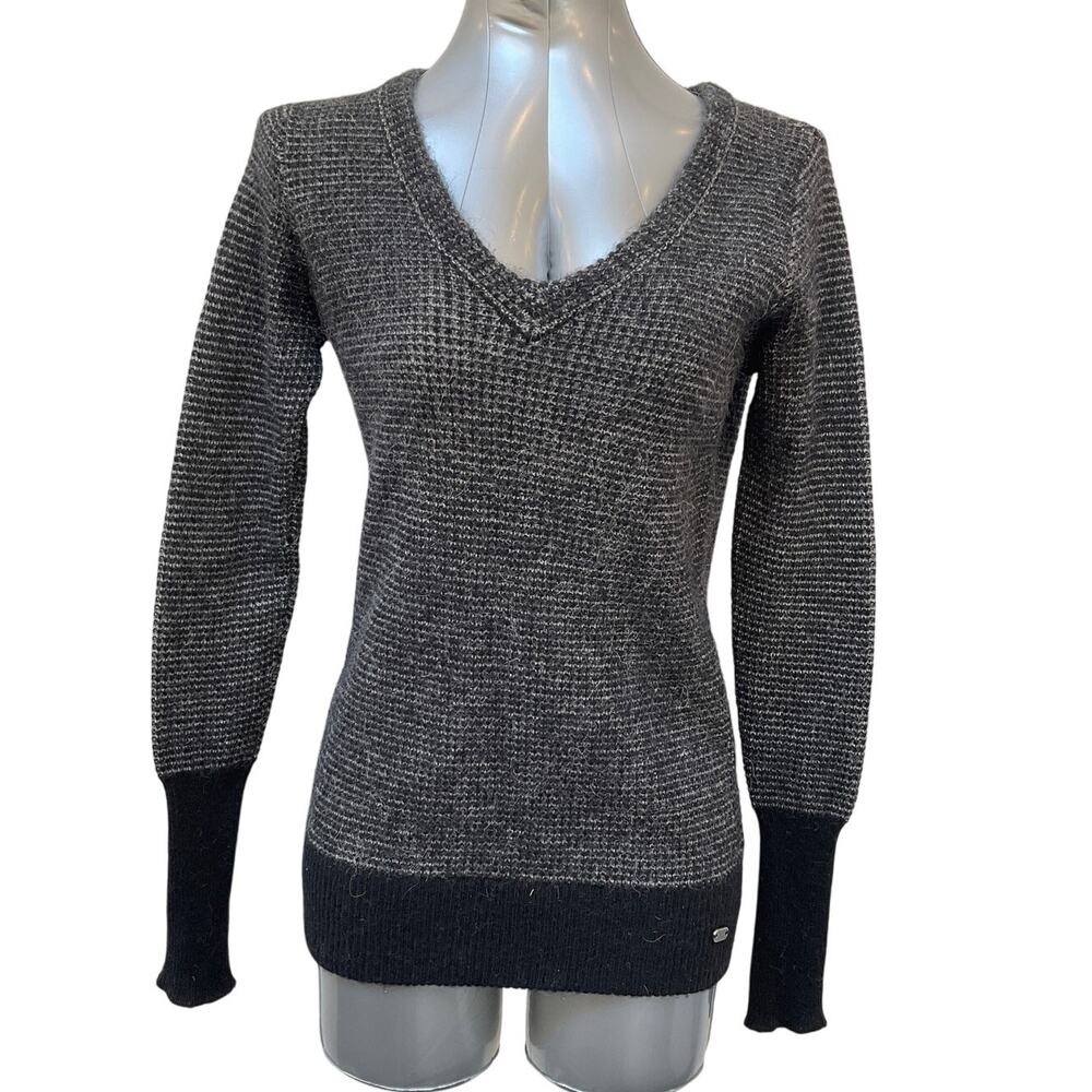 Carve Designs Wool Alpaca Maxwell V Neck Sweater Women's Size Small Gray
